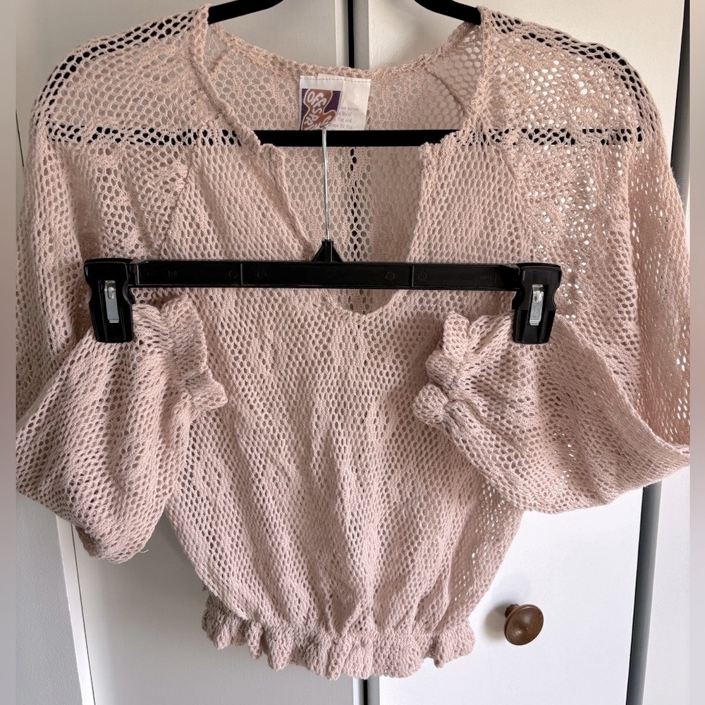 Vintage 70s Crochet V-Neck Top - Picture 6 of 11